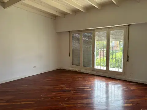 Casa en Alquiler de 3 dormitorios