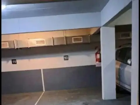 Cochera en Guevara 1600