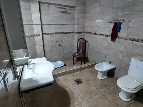 Casa 4 ambientes lote propio