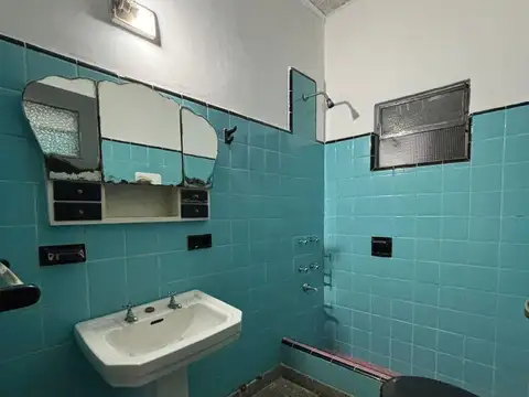 PH al frente de 3 ambientes + departamento monoambiente en planta alta
