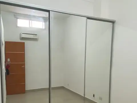 Depto Tipo Casa en Alquiler de 3 ambientes