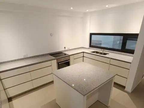 Departamento en Venta con 2 cocheras