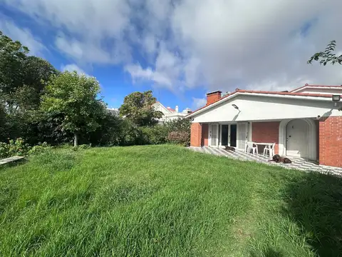 VENTA! CASA/TERRENO EN EL CORAZÓN DE POCITOS
