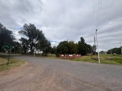 Terreno en Venta 194  mts Frente