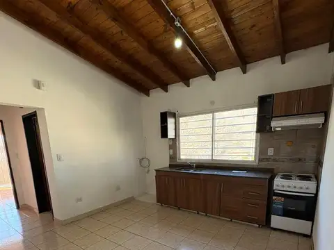 Departamento en Alquiler en Banfield, $ 580.000