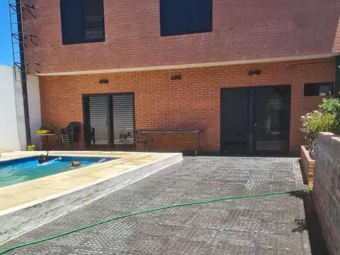 Casa en venta -San Carlos