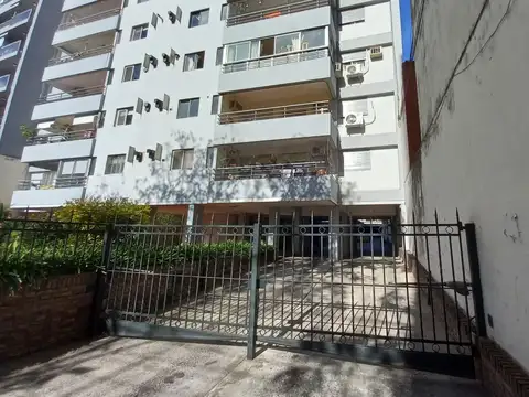 Tucuman (casi Roca ) 1500, Piso 10