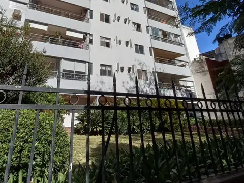Departamento UN DORM. TUCUMAN 1563 CON COCHERA. 45m2.