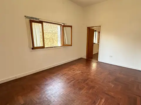 Depto Tipo Casa en Venta 56 años