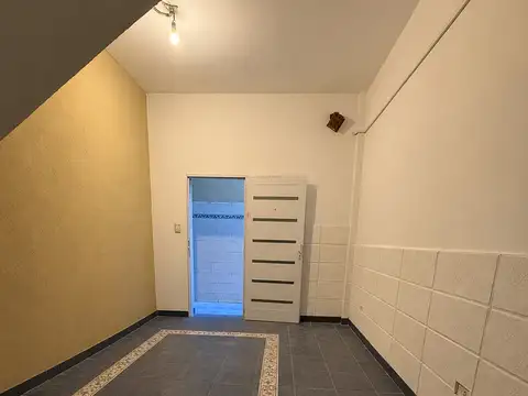 Departamento en Alquiler en Bernal Oeste, $ 500.000