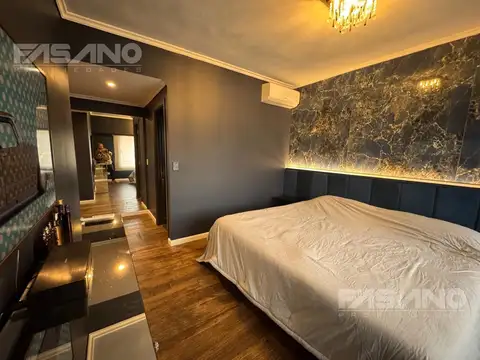 PH 5 AMB. CON LUJOSO DISEÑO EN VENTA - VILLA BALLESTER