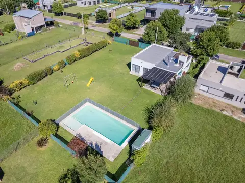 Casa en Venta con 1 cochera