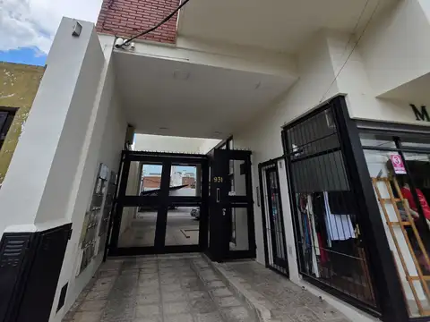 25 De Mayo 900, Piso 1