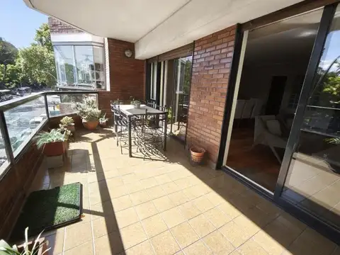 Avenida Santa Fe 4000, Piso 2