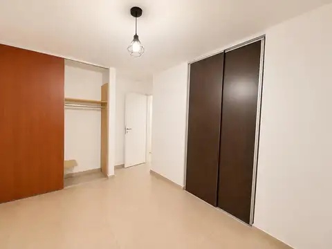 VENTRA DE DÚPLEX 3 AMBIENTES CON COCHERA Y PATIO - ITUZAINGÓ