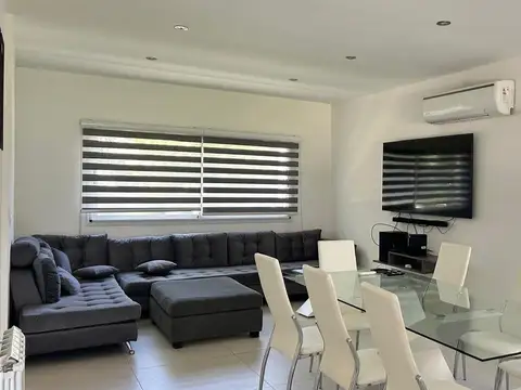 Casa en Alquiler en Pilar, USD 1.900