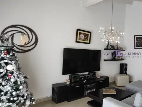 Casa en Venta en Ciudad Evita, USD 197.000