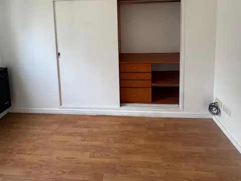 Departamento en Alquiler en Lomas De Zamora, $ 570.000