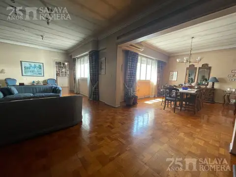 Departamento en Venta de 4 dormitorios