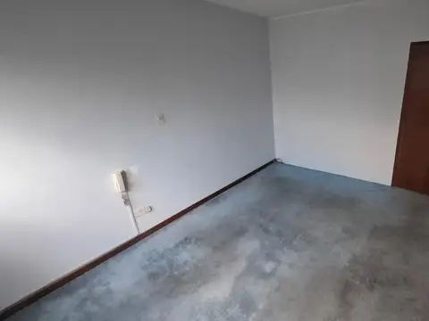 Oficina en Alquiler al Oeste