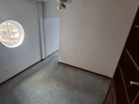 Oficina 2 ambientes con 2 baños