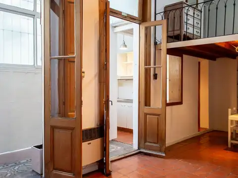 Depto Tipo Casa 2 ambientes con 1 baño