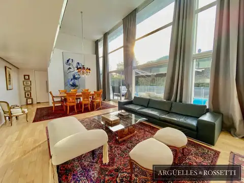 Casa 5 ambientes con 2 baños