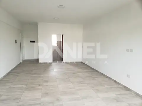 DEPTO. MONOAMBIENTE A ESTRENAR PARA USO PROFESIONAL O COMERCIAL .