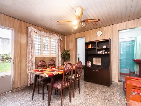 Casa en Venta con 1 cochera
