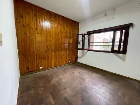 Casa 2 ambientes con 1 baño