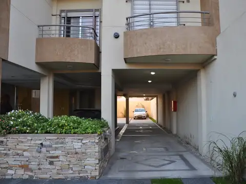 Yatay 800, Piso 1