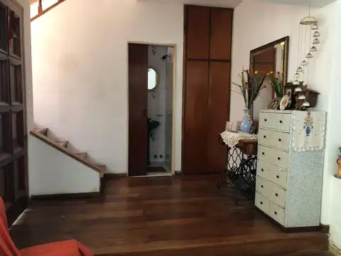 Venta casa en barrio SUHR HOREIS, Loma Hermosa 4 ambientes  apto crédito hipotecario