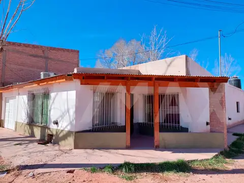Casa Con departamento | Rincón de los sauces 