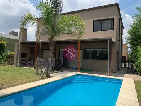 Casa 6 ambientes con 4 baños