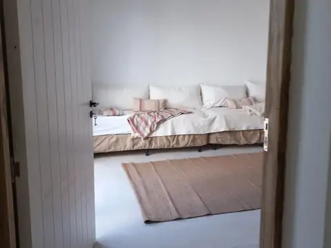 Casa 7 ambientes con 5 baños