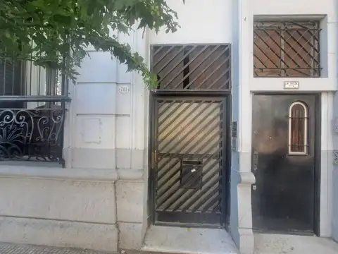 VENTA PH 2 AMB. BALBANERA POR ESCALERA