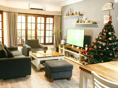 Venta Casa 5 amb. Ituzaingo Piscina