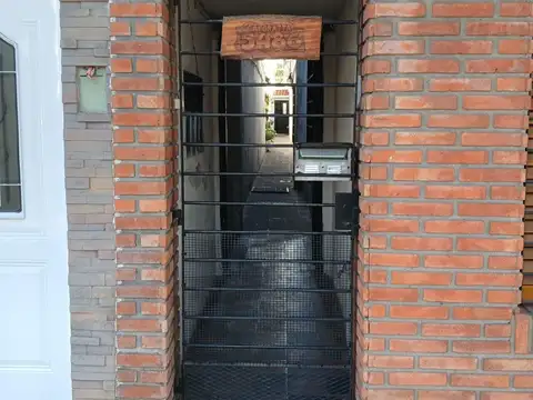 CAFFERATA 5400, Piso P.B.