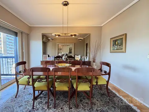 Departamento en Venta con 2 cocheras