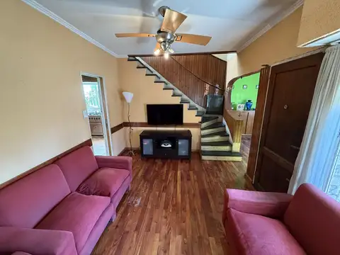 Depto Tipo Casa en Venta de 5 dormitorios