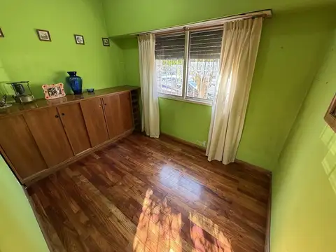 Depto Tipo Casa 7 ambientes con 2 baños
