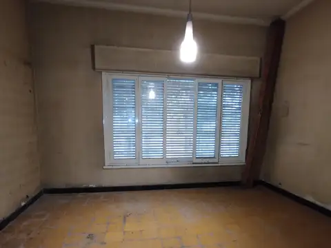 Local comercial en ALQUILER – Av. Hipólito Yrigoyen 785 – San Rafael