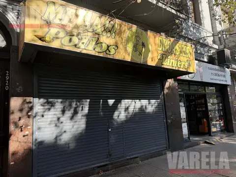 Avda. Rivadavia 2900 Once Local en Alquiler  frente a Plaza Miserere $4.500.000