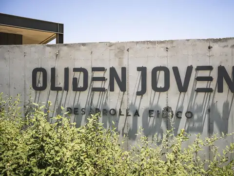 Townhouse en venta de 3 ambientes en Oliden Joven - Pilar