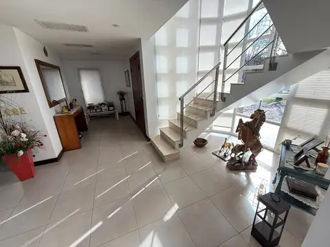 Casa en Venta en Armenio, USD 590.000