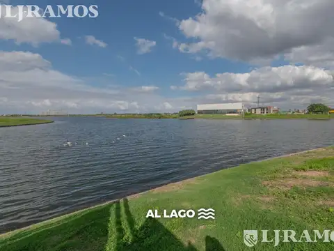 Lote sobre lago central en venta, en Los Puentes - Nordelta