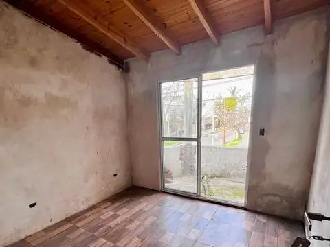 Depto Tipo Casa en Venta de 3 ambientes
