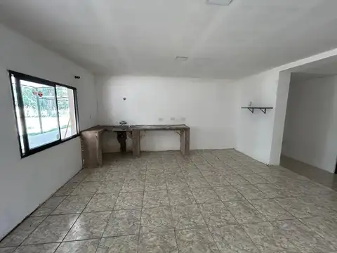 Casa en Alquiler en Marcos Paz, $ 600.000