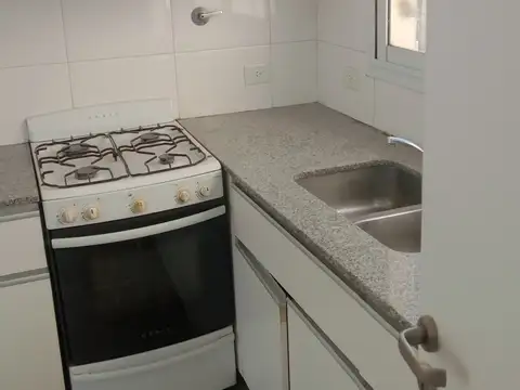 Departamento en Alquiler con 1 cocheras