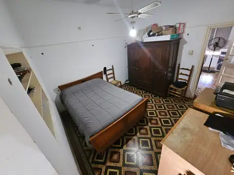 Casa 5 ambientes con 1 baño